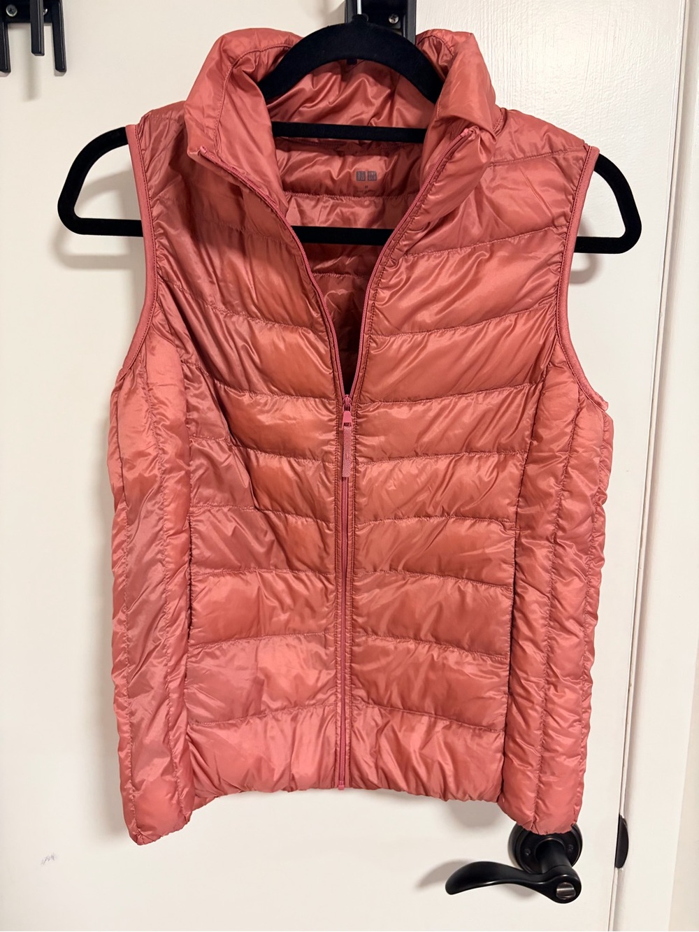 Uniqlo Coral Quilted Lightweight Vest